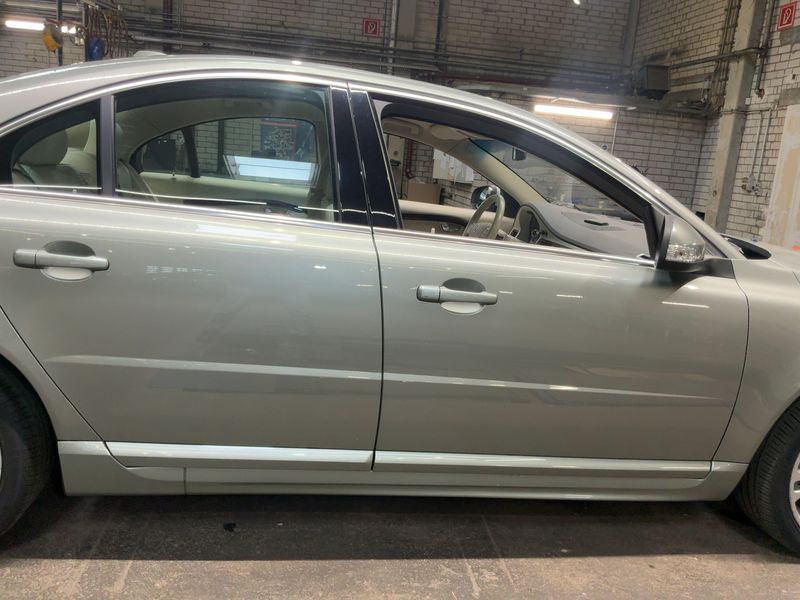 Volvo S80 4.4 V8 Summum AWD — zdjęcie 7