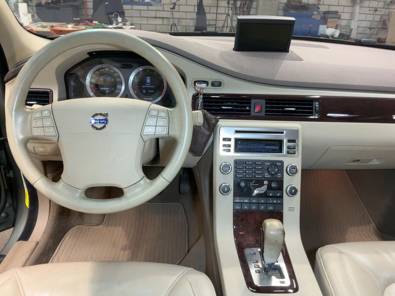 Volvo S80 4.4 V8 Summum AWD — zdjęcie 12