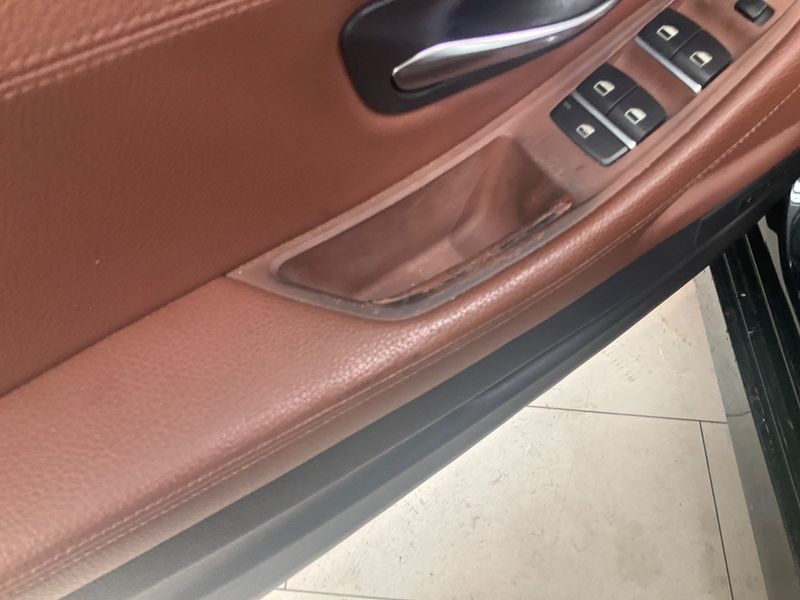 BMW 5er 530d 2011 – снимка 23