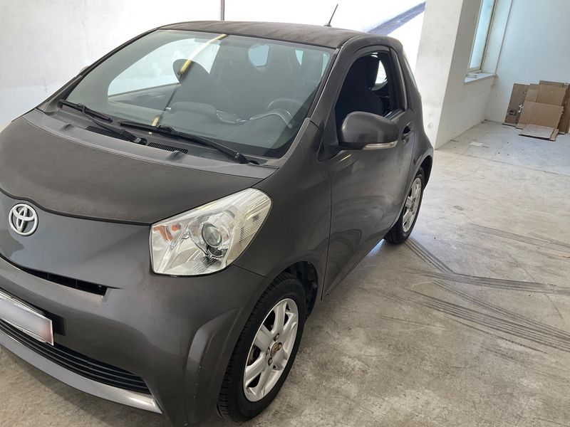 Toyota iQ 1.0 VVT-i — zdjęcie 2