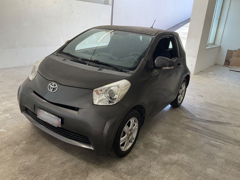 Toyota iQ 1.0 VVT-i
