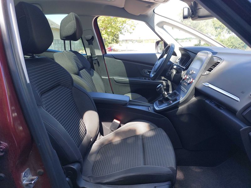 Renault Scenic 1.6 dCi Energy Zen — zdjęcie 10