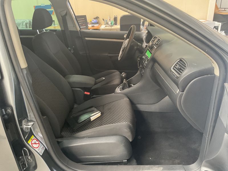 Volkswagen Golf VI 1.6 TDI Trendline BlueMotion Tech — zdjęcie 3