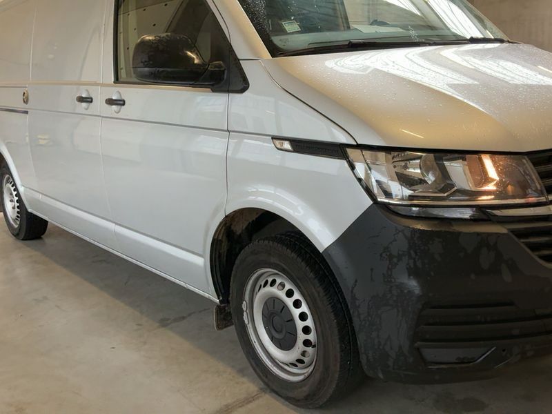 Volkswagen T6 Transporter 2.0 TDI Kasten lang FWD — zdjęcie 8