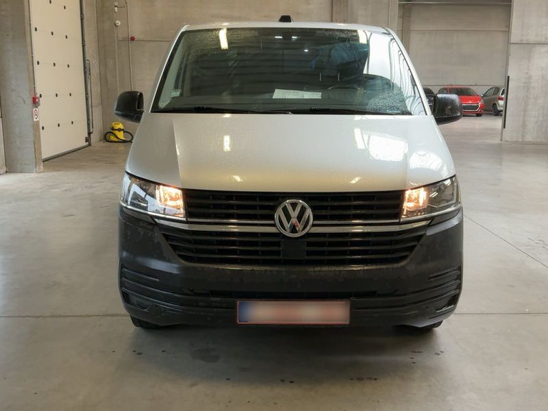 Volkswagen T6 Transporter 2.0 TDI Kasten lang FWD — zdjęcie 9