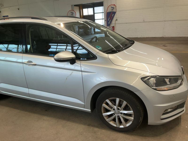 Volkswagen Touran 1.6 TDI Comfortline BlueMotion Tech 2016 – снимка 12