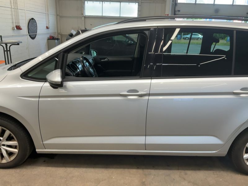 Volkswagen Touran 1.6 TDI Comfortline BlueMotion Tech 2016 – снимка 4