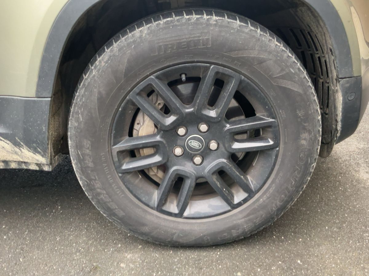 Land Rover 2023 — photo 12