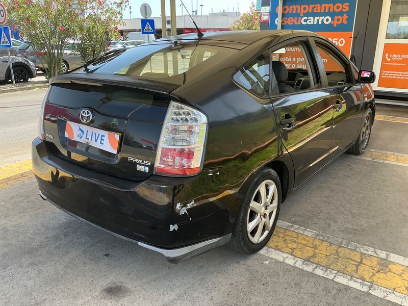 Toyota Prius 1.5 Sol — zdjęcie 2