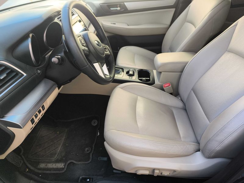 Subaru Outback 2.0 Diesel Executive AWD — zdjęcie 17