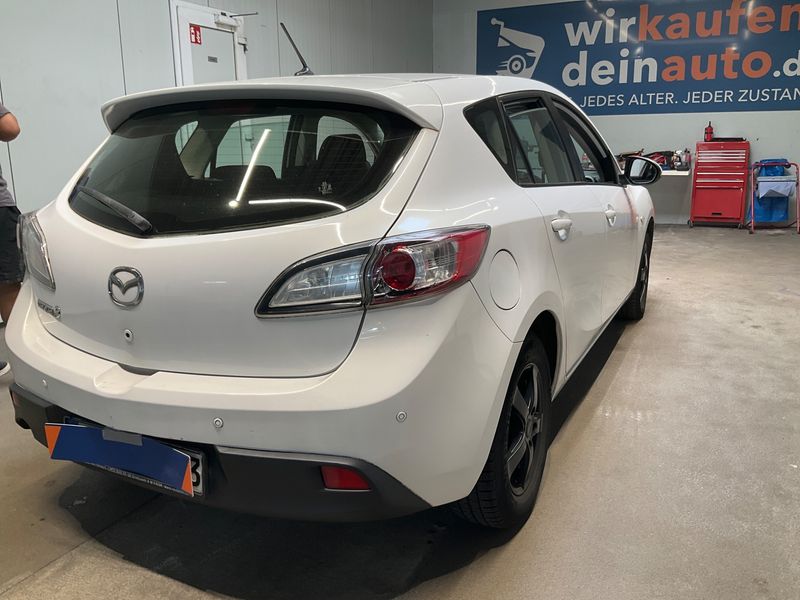 Mazda 3 1.6 Active Plus — zdjęcie 2
