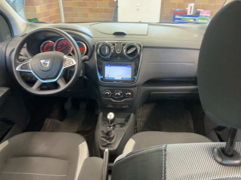 Dacia Lodgy 1.5 Blue dCi Stepway 2019 – снимка 18