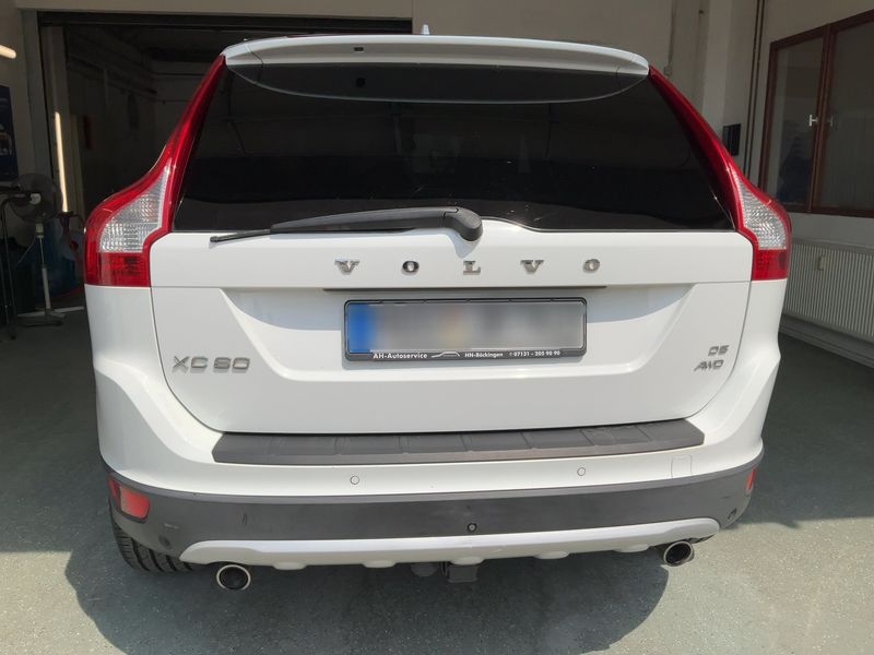 Volvo XC60 2.4 D5 Kinetic AWD 2009 – снимка 7