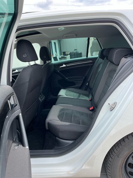 Volkswagen Golf VII 1.5 TSI ACT Highline BlueMotion Tech — zdjęcie 21