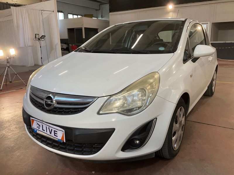 Opel Corsa 1.2 Edition — zdjęcie 1