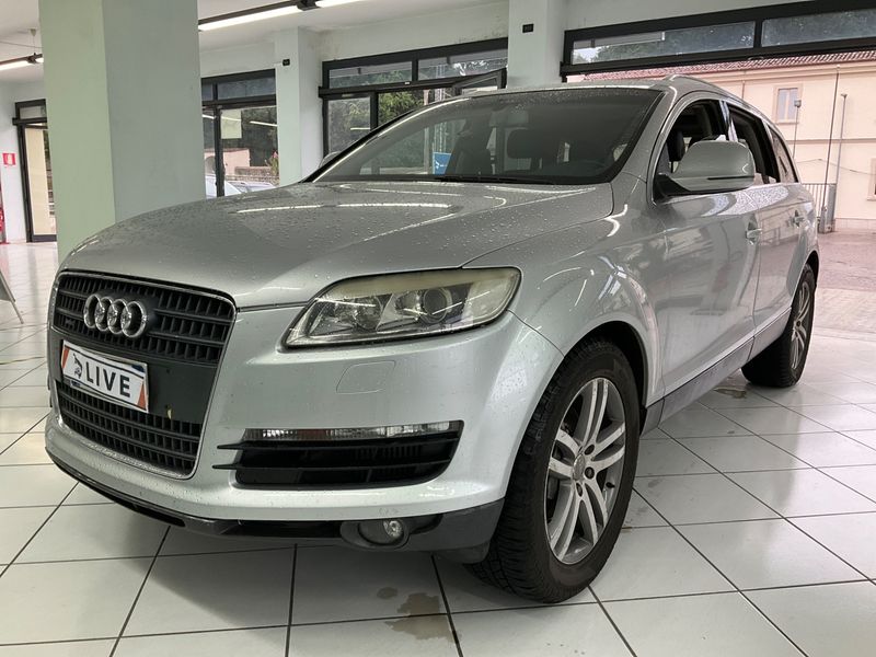 Audi Q7 3.0 V6 TDI quattro