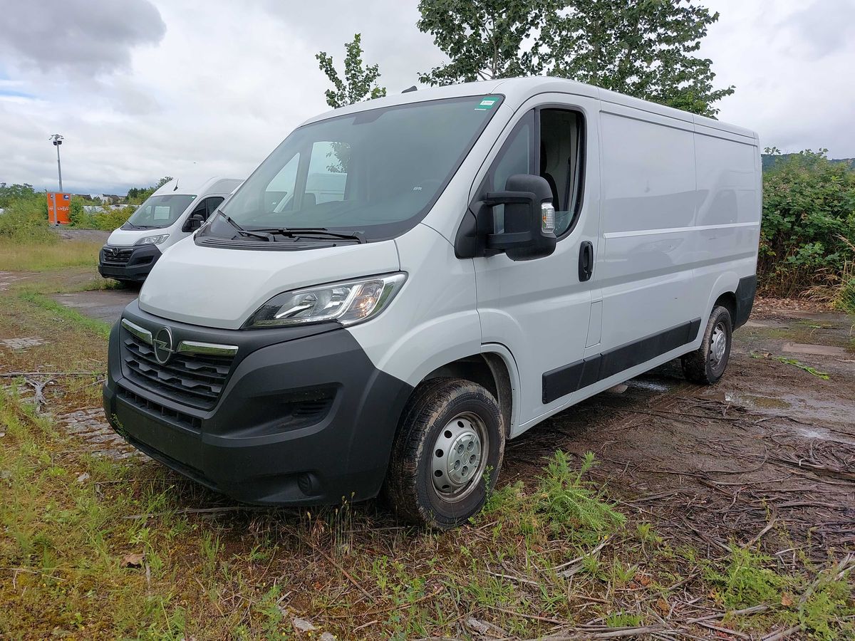 Opel Movano 2024