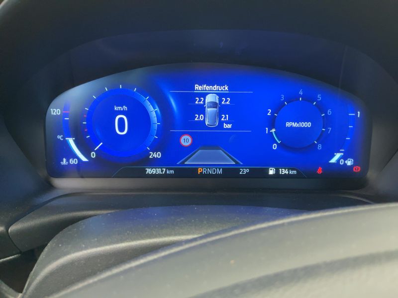 Ford Puma 1.0 EcoBoost ST-Line X — zdjęcie 13
