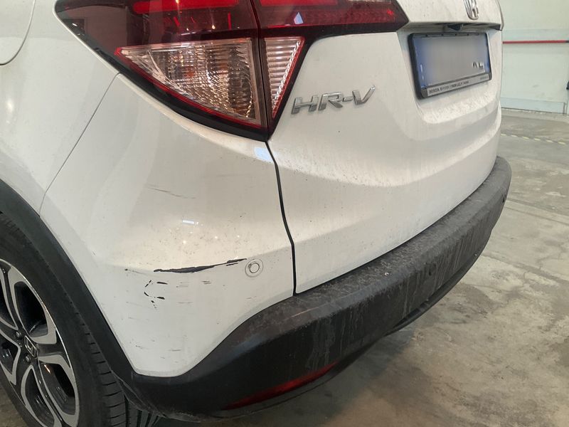 Honda HR-V 1.6 DTEC Executive 2015 – снимка 28
