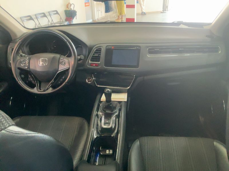 Honda HR-V 1.6 DTEC Executive — zdjęcie 12