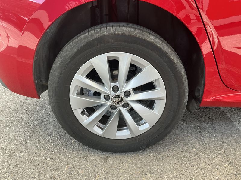Skoda Kamiq 1.0 TSI Ambition 2024 – снимка 9