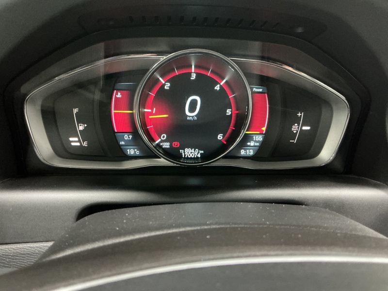 Volvo XC60 2.0 D3 Summum 2WD — zdjęcie 13