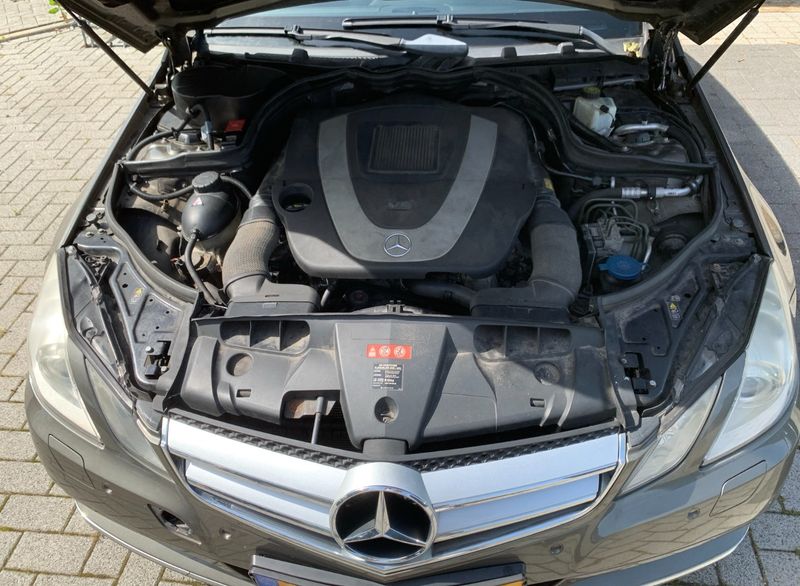 Mercedes-Benz E-Klasse E 350 CGI BlueEfficiency Avantgarde — zdjęcie 8