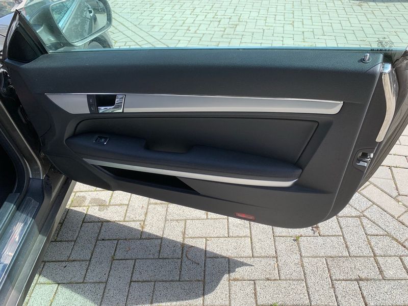 Mercedes-Benz E-Klasse E 350 CGI BlueEfficiency Avantgarde — zdjęcie 23