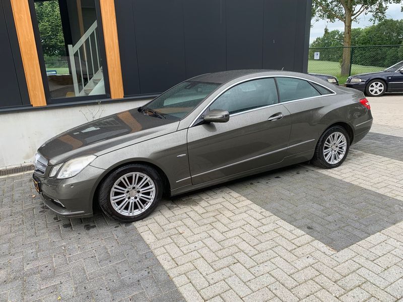 Mercedes-Benz E-Klasse E 350 CGI BlueEfficiency Avantgarde
