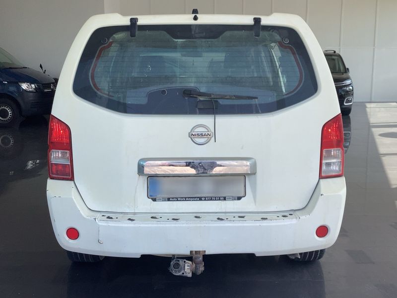 Nissan Pathfinder 2.5 dCi SE — zdjęcie 5