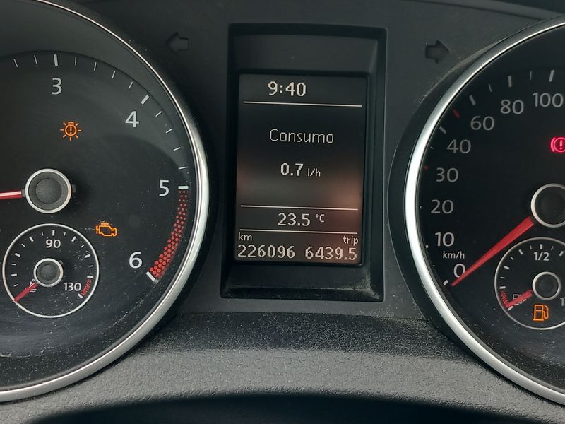Volkswagen Golf VI 2.0 TDI Highline 4Motion — zdjęcie 12