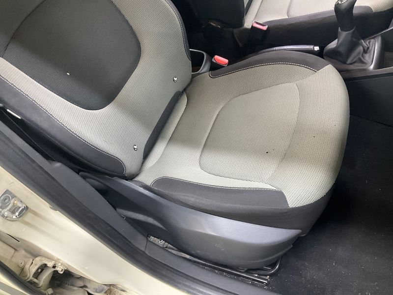 Renault Captur 1.5 dCi Energy Business Eco2 2014 – снимка 34