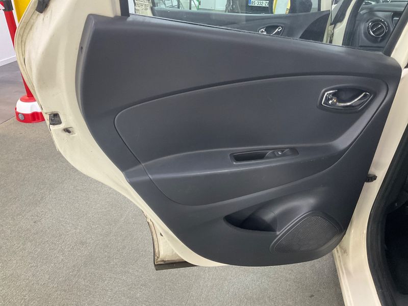 Renault Captur 1.5 dCi Energy Business Eco2 2014 – снимка 28