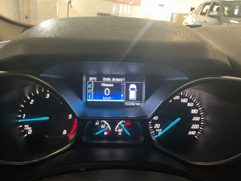 Ford Tourneo Connect 1.5 TDCi Trend — zdjęcie 13