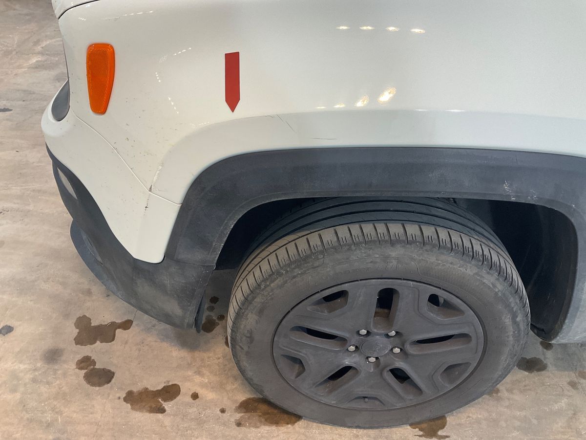 Jeep Renegade 2016 — photo 40