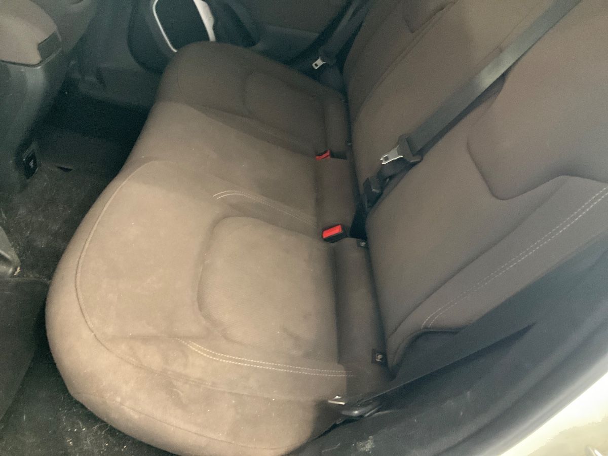 Jeep Renegade 2016 — photo 37