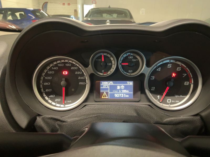 Alfa Romeo MiTo 1.4 Impression — zdjęcie 4