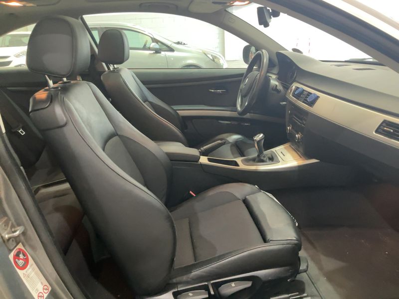 BMW 3er 320i — zdjęcie 11
