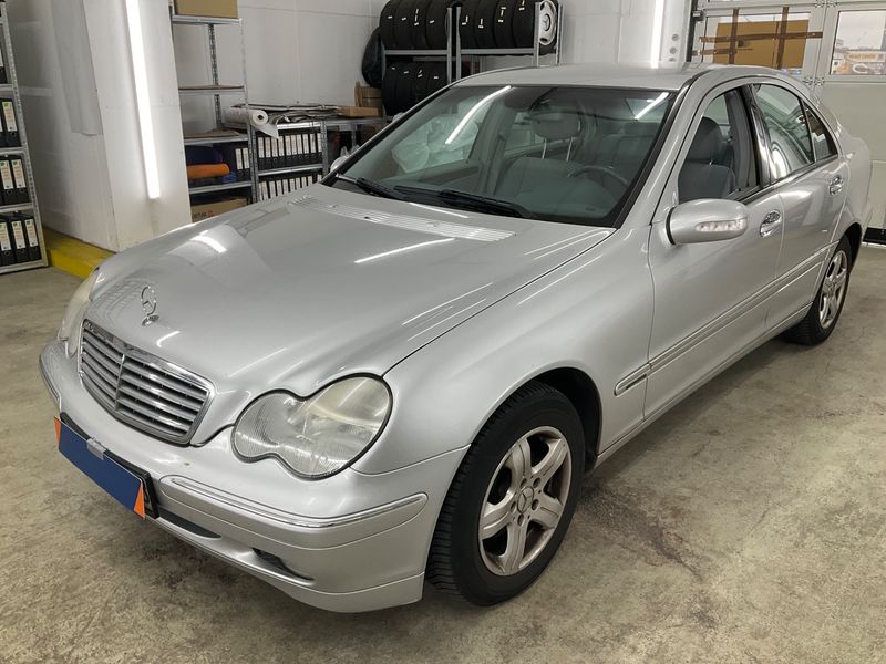 Mercedes-Benz C-Klasse C 180 Kompressor Elegance