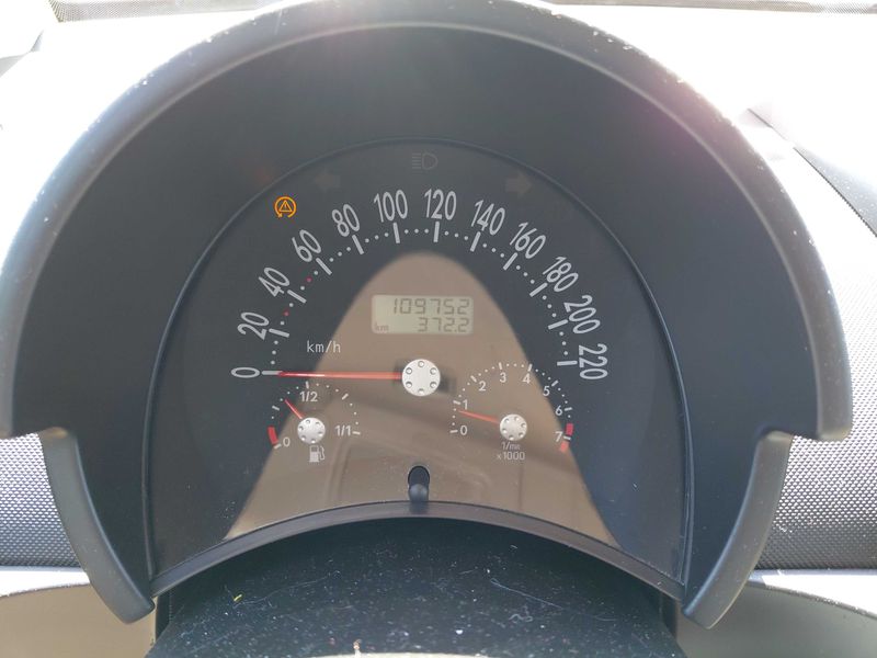 Volkswagen New Beetle 2.0 — zdjęcie 12