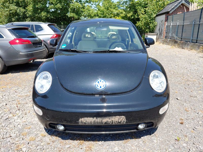 Volkswagen New Beetle 2.0 — zdjęcie 7