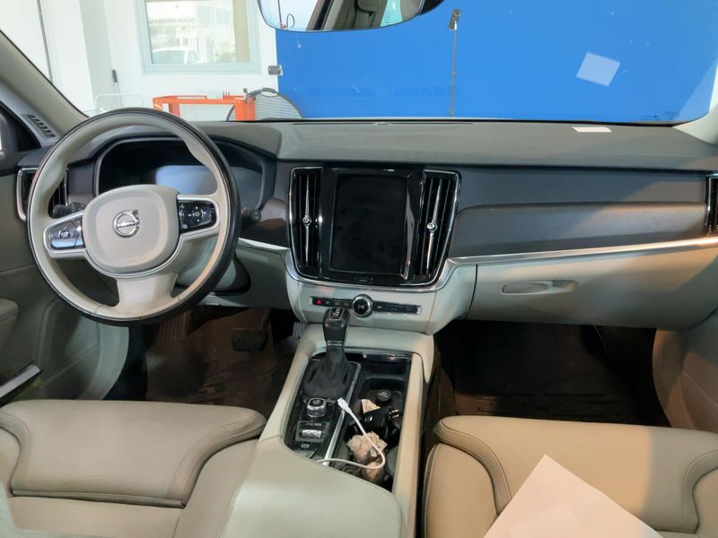 Volvo V90 Cross Country 2.0 T5 Business Plus AWD — zdjęcie 12