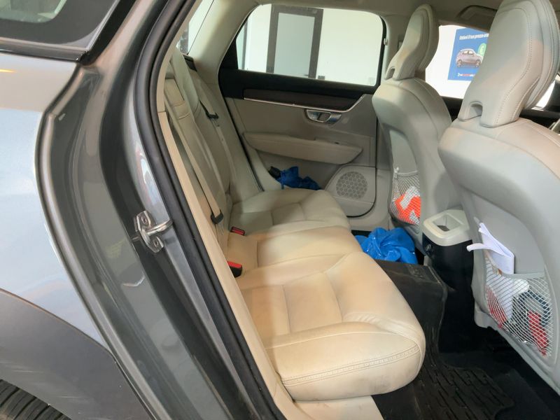 Volvo V90 Cross Country 2.0 T5 Business Plus AWD — zdjęcie 14