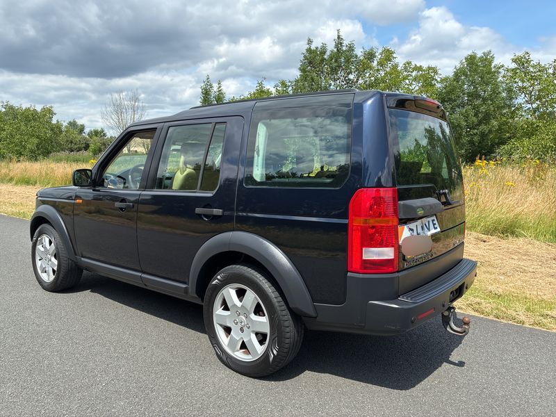 Land Rover Discovery 2.7 Td V6 TD HSE — zdjęcie 3