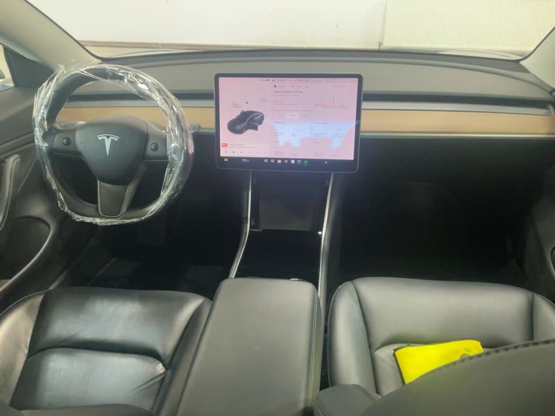 Tesla Model 3 Long Range Dual AWD AWD — zdjęcie 12