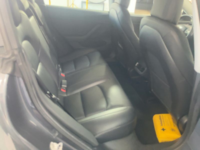 Tesla Model 3 Long Range Dual AWD AWD — zdjęcie 14