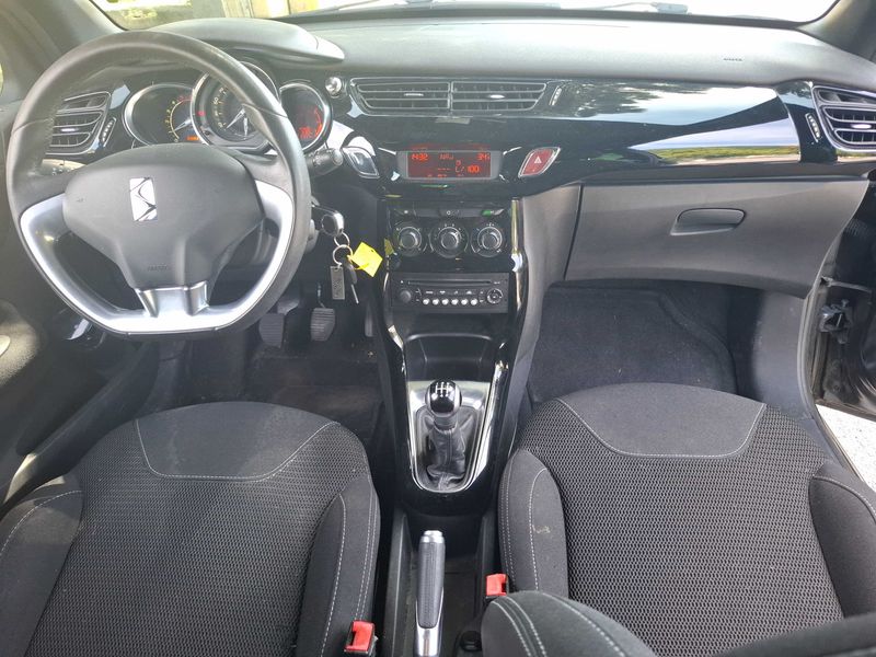 Citroen DS3 1.6 HDi SoChic — zdjęcie 11