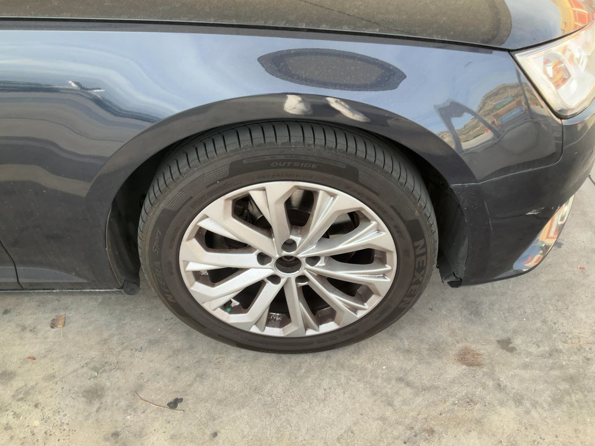 Audi A4 2016 — photo 12