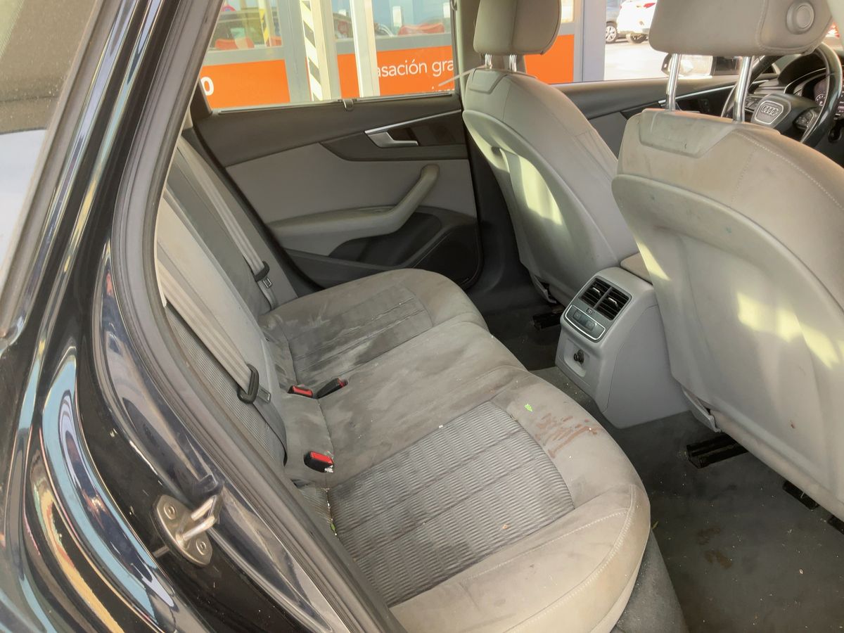 Audi A4 2016 — photo 20