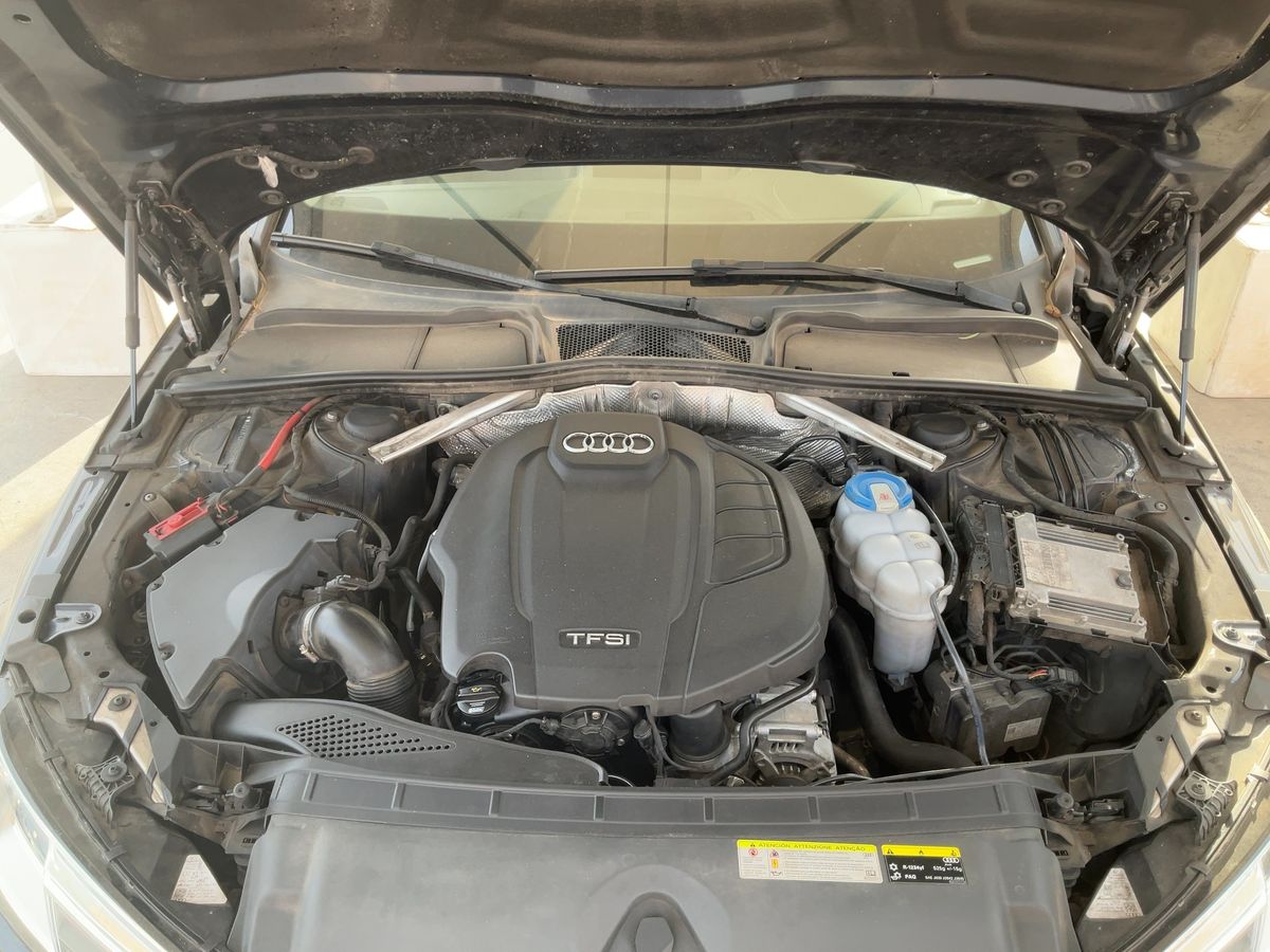 Audi A4 2016 — photo 23